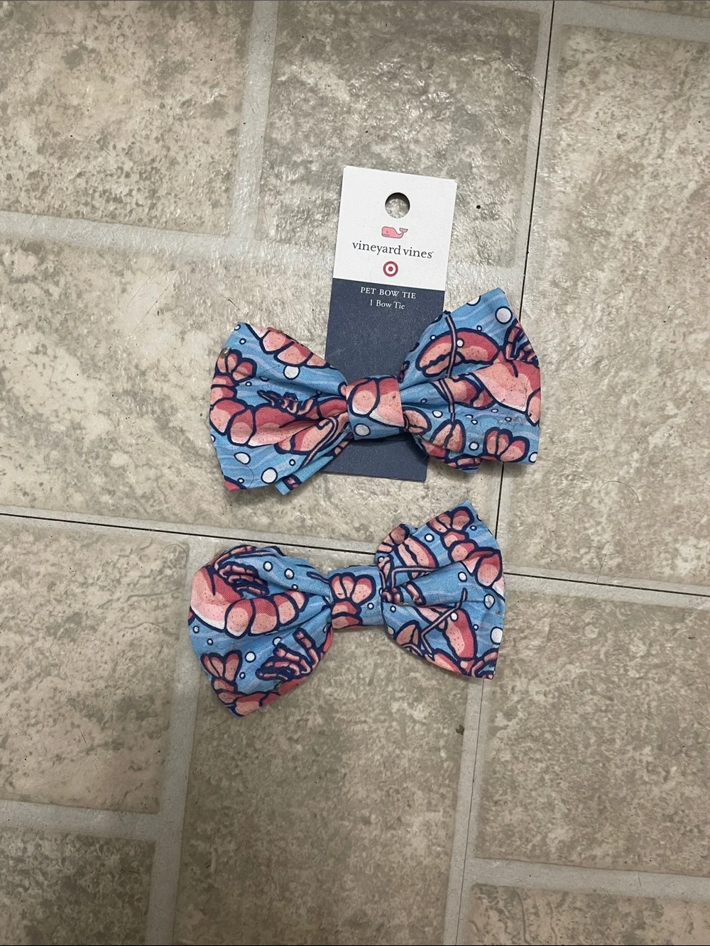 Vineyard Vines Blue & Pink Lobster dog Bow Ties